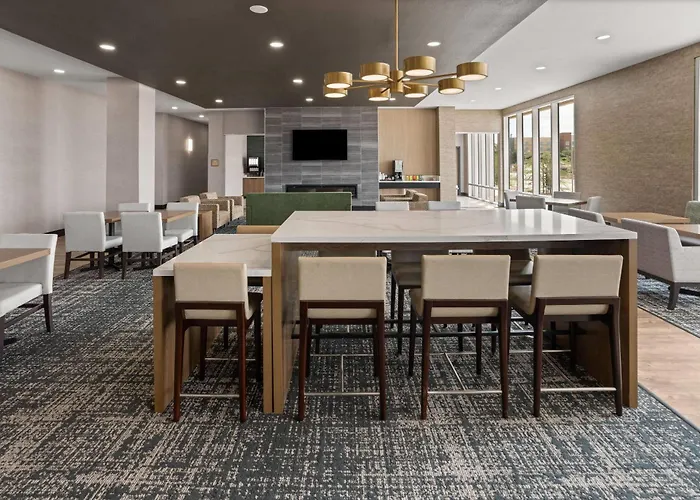 Hotel La Quinta & By Wyndham West Glendale 2*